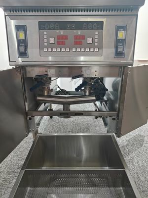 21.4KW 더블 탱크 11.6L + 21.5L 디지털 컴퓨터 패널 전기 칩 오픈 프라이어 머신